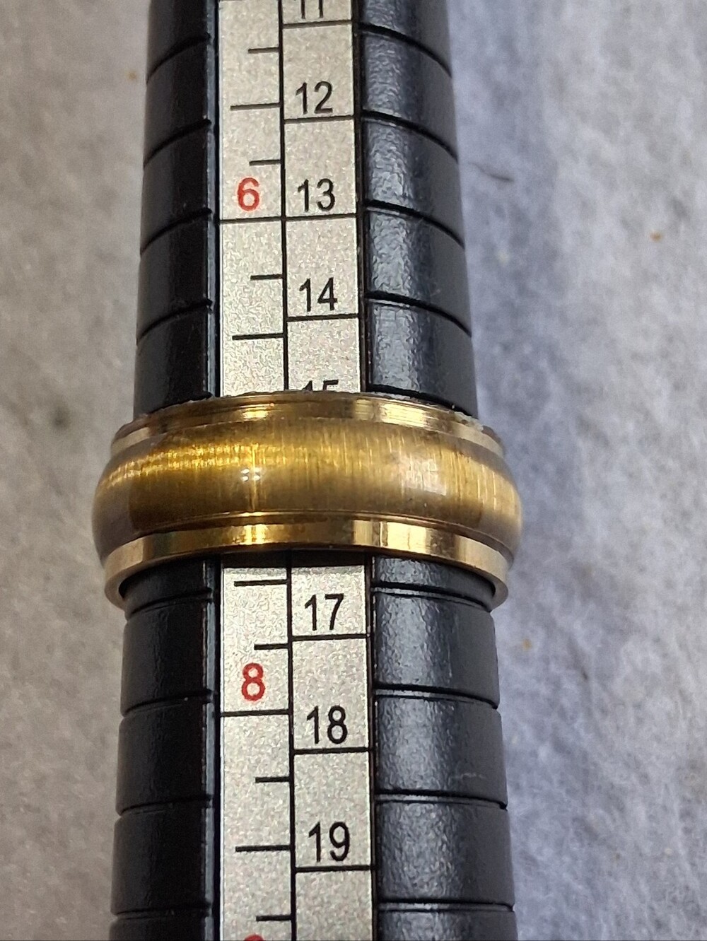 Men's Gold-Tone Dome Ring - Classic Band Size 8